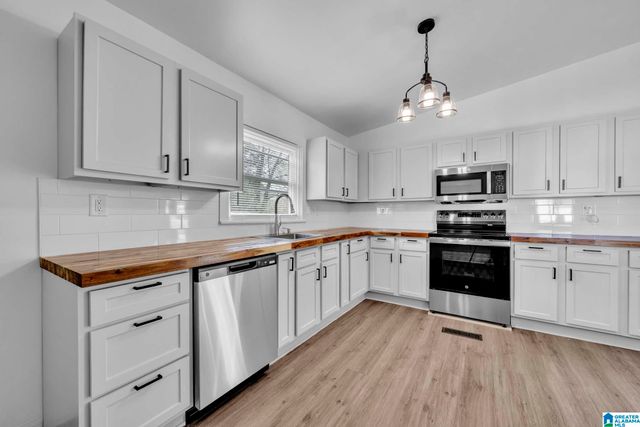 1209 ROSE LYNN LANE, Birmingham, AL 35215