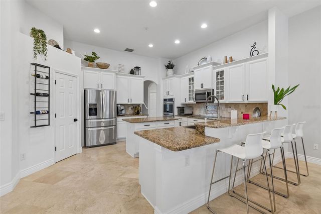 5303 CLOUDS PEAK DRIVE, Lutz, FL 33558