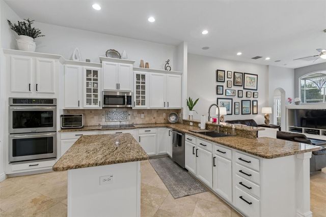 5303 CLOUDS PEAK DRIVE, Lutz, FL 33558