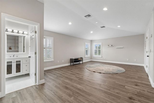 5303 CLOUDS PEAK DRIVE, Lutz, FL 33558