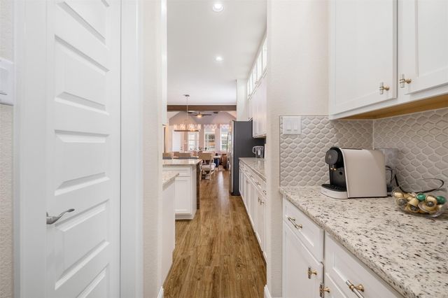 6708 Leonardo DR, Round Rock, TX 78665