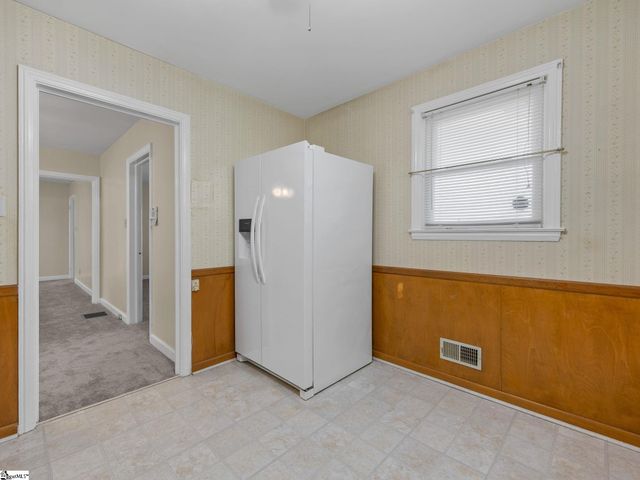 613 Greenhill Road, Spartanburg, SC 29303