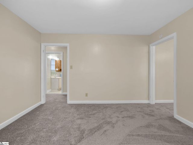 613 Greenhill Road, Spartanburg, SC 29303