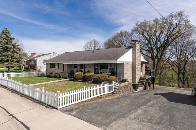 12 Shaw Drive, Alexandria, KY 41001