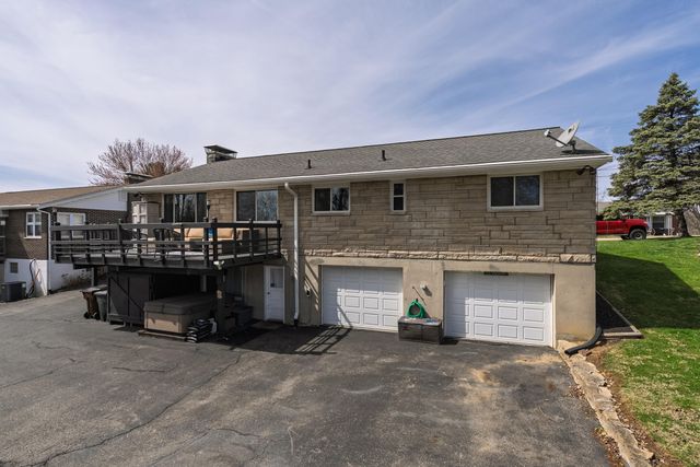 12 Shaw Drive, Alexandria, KY 41001