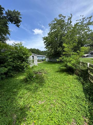 260 N Ohio Street, Hobart, IN 46342