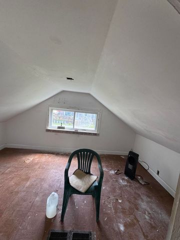 260 N Ohio Street, Hobart, IN 46342