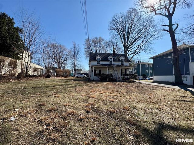 395 Teaneck Road, Ridgefield Park, NJ 07660