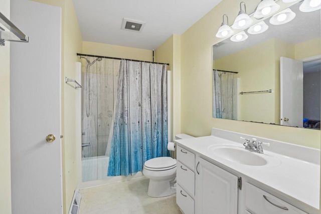 280 Kierstead Lane, Oregon, WI 53575