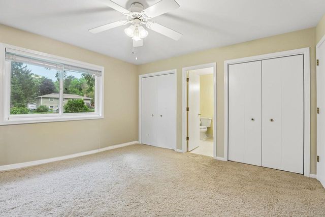 280 Kierstead Lane, Oregon, WI 53575