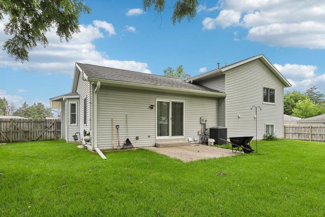 280 Kierstead Lane, Oregon, WI 53575