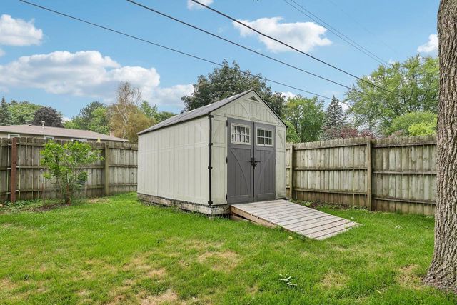280 Kierstead Lane, Oregon, WI 53575