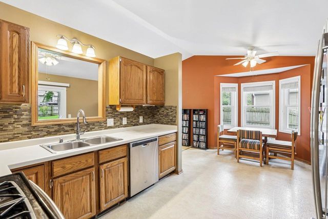 280 Kierstead Lane, Oregon, WI 53575