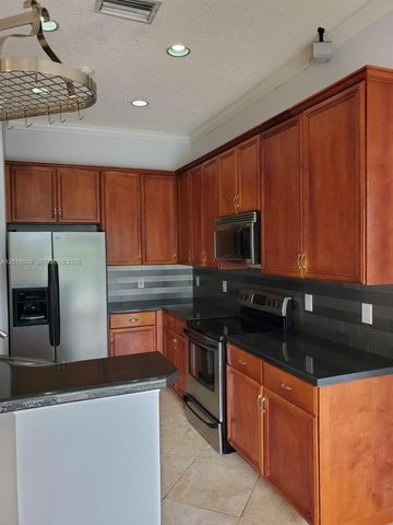 777 Tanglewood Cir, Weston, FL 33327