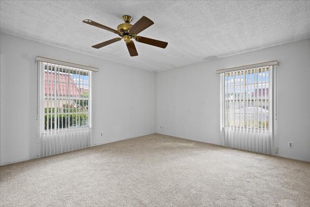 102 Amherst Lane, Greenacres, FL 33467