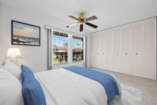 102 Amherst Lane, Greenacres, FL 33467