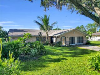 304 E 7th ST, Lehigh Acres, FL 33972
