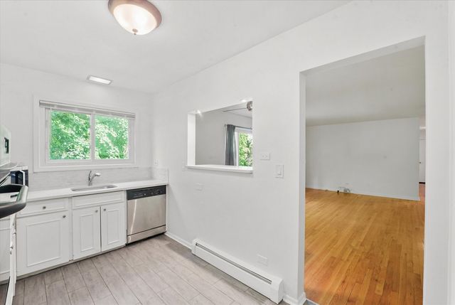 200 South Boulevard 1A, Evanston, IL 60202