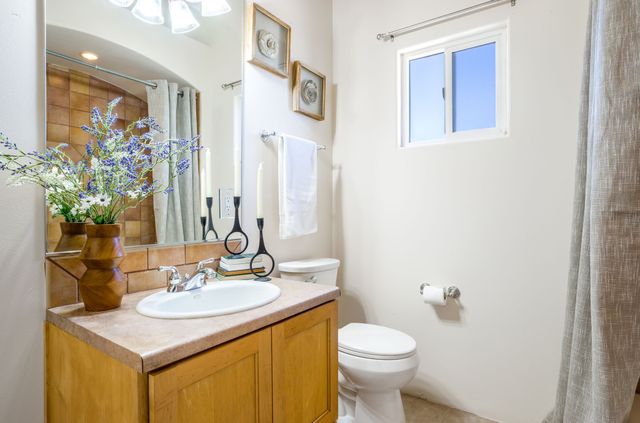 60 Camino De La Questa Del Aire, Placitas, NM 87043