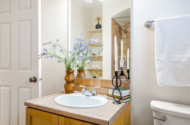 60 Camino De La Questa Del Aire, Placitas, NM 87043