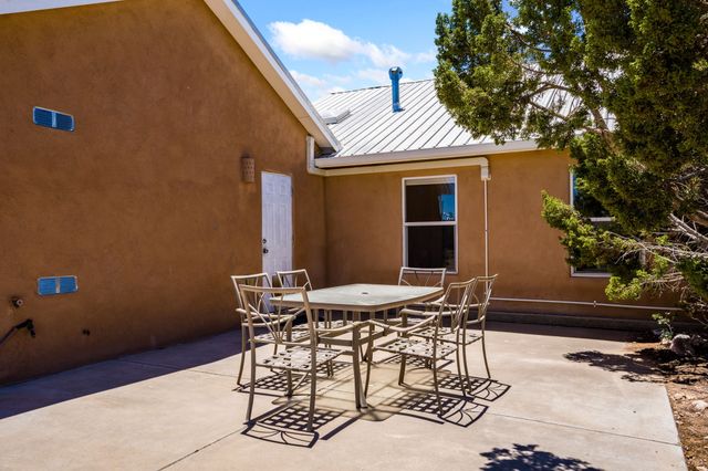 60 Camino De La Questa Del Aire, Placitas, NM 87043