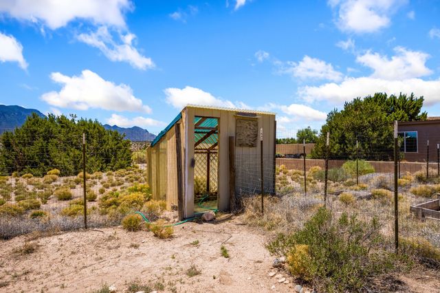 60 Camino De La Questa Del Aire, Placitas, NM 87043