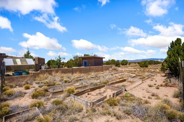 60 Camino De La Questa Del Aire, Placitas, NM 87043