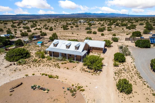 60 Camino De La Questa Del Aire, Placitas, NM 87043