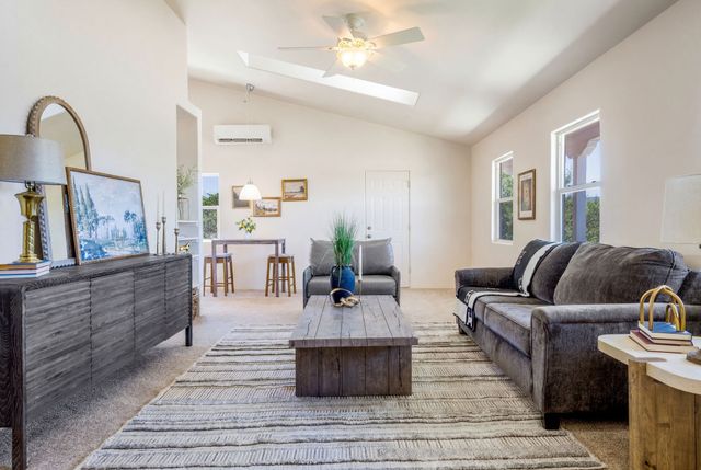 60 Camino De La Questa Del Aire, Placitas, NM 87043