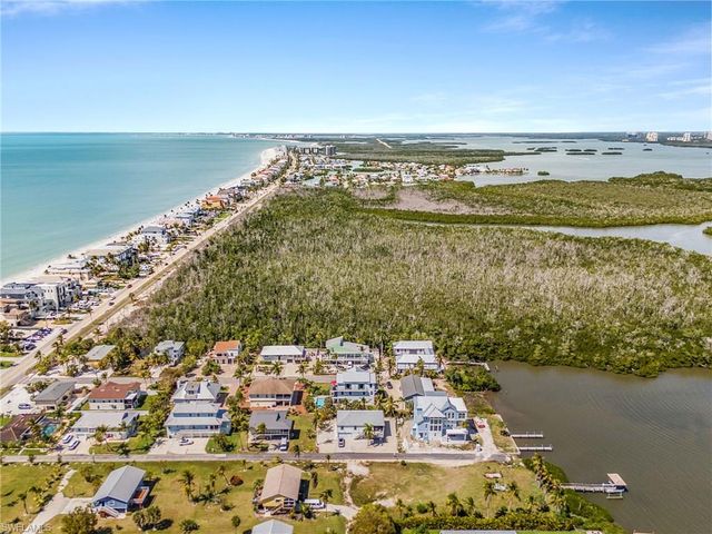 5691 Marimin DR, Bonita Springs, FL 34134