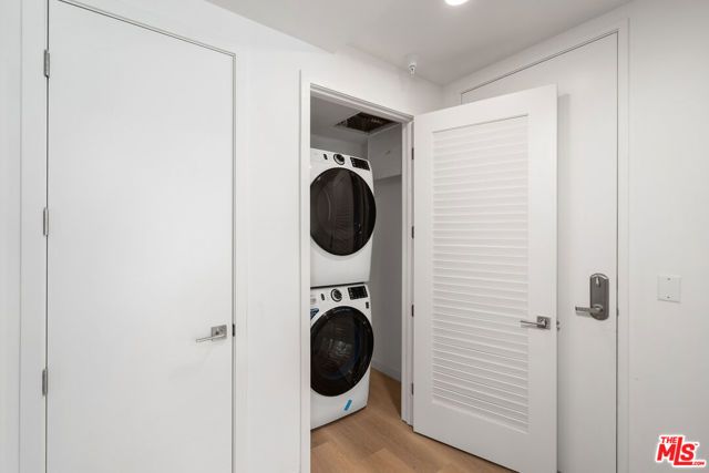 4406 Fulton Street 105, Sherman Oaks, CA 91423