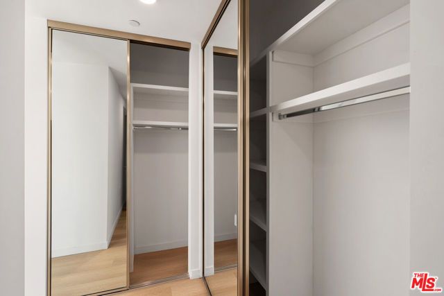 4406 Fulton Street 105, Sherman Oaks, CA 91423