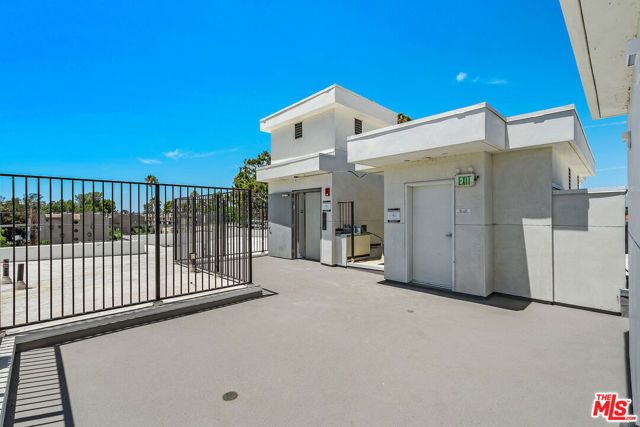 4406 Fulton Street 105, Sherman Oaks, CA 91423