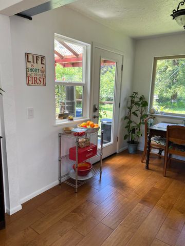 7518 Elk River Court, Elk River, CA 95503