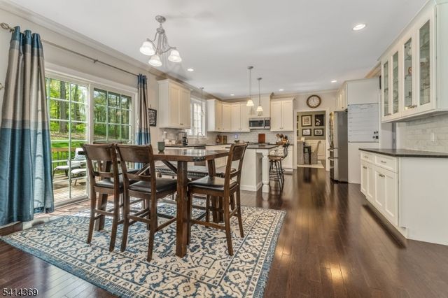 40 Quakertown Rd, Franklin Twp., NJ 08867