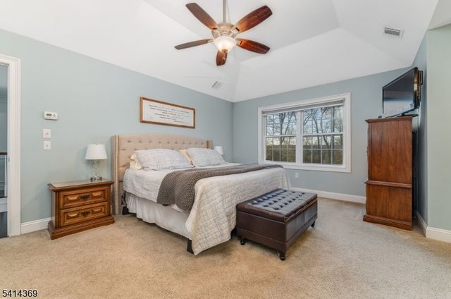 40 Quakertown Rd, Franklin Twp., NJ 08867