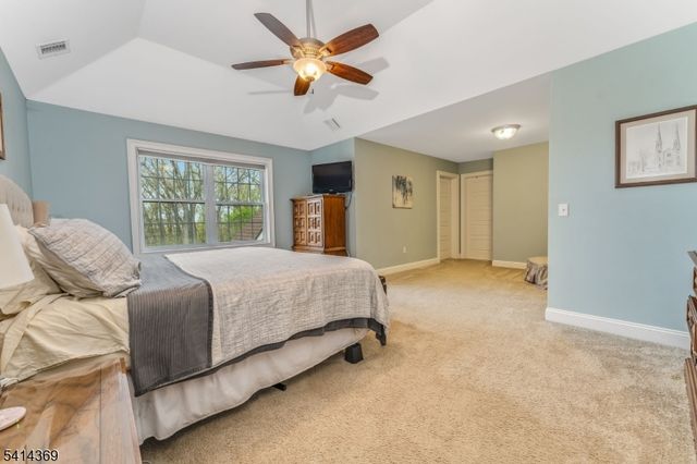 40 Quakertown Rd, Franklin Twp., NJ 08867