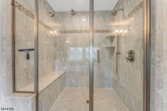 40 Quakertown Rd, Franklin Twp., NJ 08867