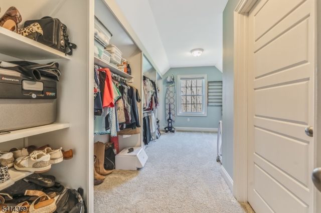 40 Quakertown Rd, Franklin Twp., NJ 08867