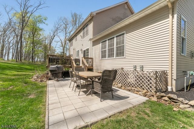 40 Quakertown Rd, Franklin Twp., NJ 08867