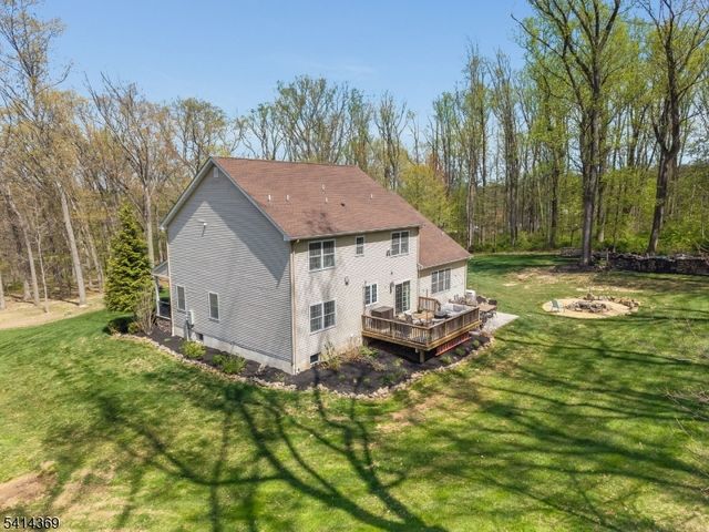 40 Quakertown Rd, Franklin Twp., NJ 08867