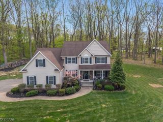 40 Quakertown Rd, Franklin Twp., NJ 08867