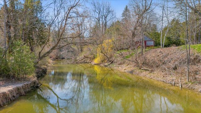 7226 Lakeview Drive, Lexington, MI 48450