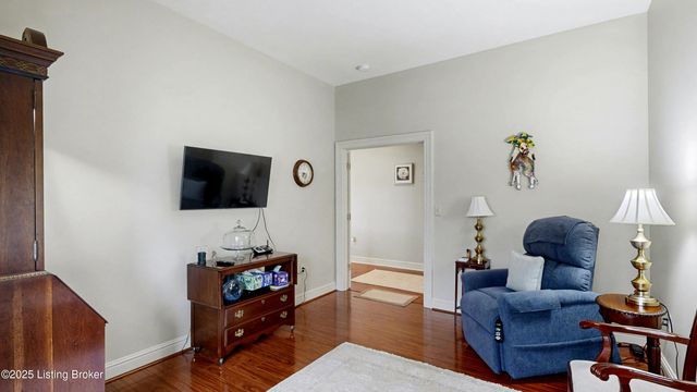 1409 Mockingbird Terrace Dr, UNIT 104, Louisville, KY 40207