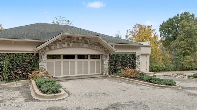 1409 Mockingbird Terrace Dr, UNIT 104, Louisville, KY 40207