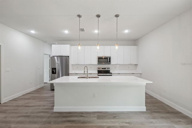 732 W MACROY PLACE, Dunnellon, FL 34434