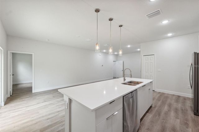 732 W MACROY PLACE, Dunnellon, FL 34434