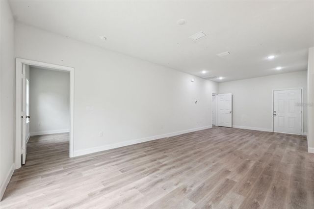 732 W MACROY PLACE, Dunnellon, FL 34434