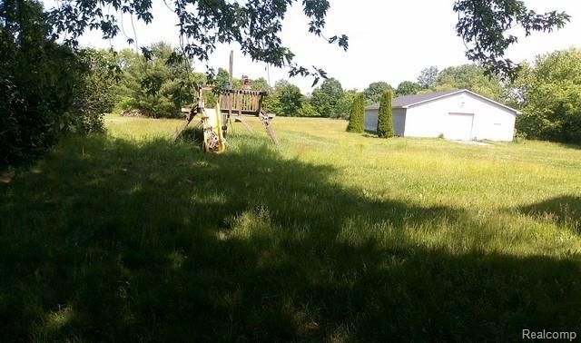 561 S Elba Road, Elba Township, MI 48446