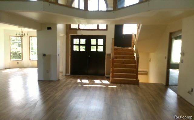 561 S Elba Road, Elba Township, MI 48446